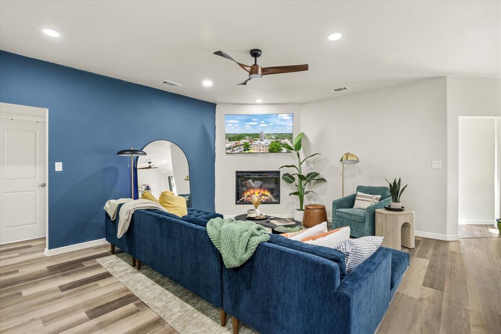 4801 West Wedgefield Road Granbury, TX 76049 - Photo 3 of 40 a living room with furniture