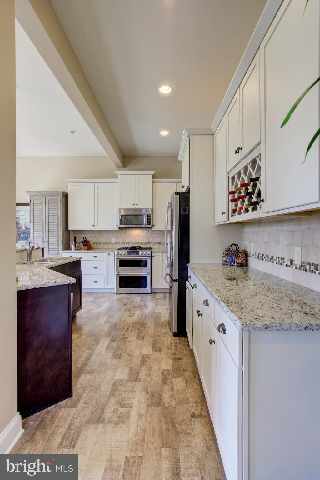 679 Warminster Lane Lititz, PA 17543 - Photo 8 of 51 Gallery Image 8