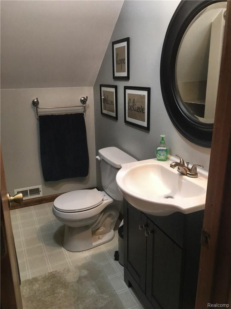7932 Hemingway Road Howell, MI 48855 - Photo 22 of 34 File Aug 03, 6 08 08 PM.jpeg