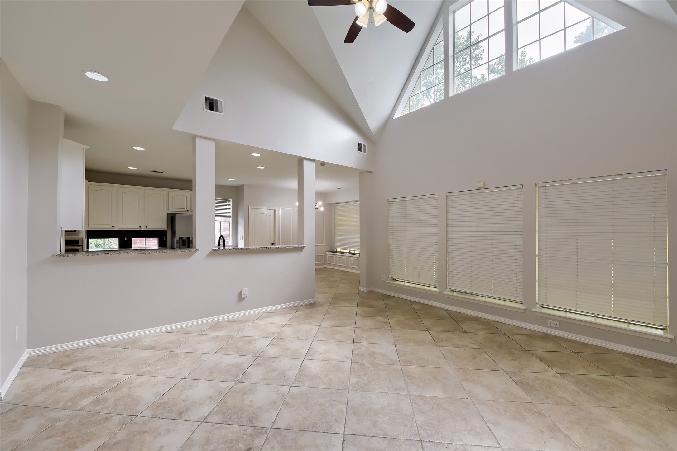 20119 Forest Drive Spring, TX 77388 - Photo 11 of 28 Family Room
