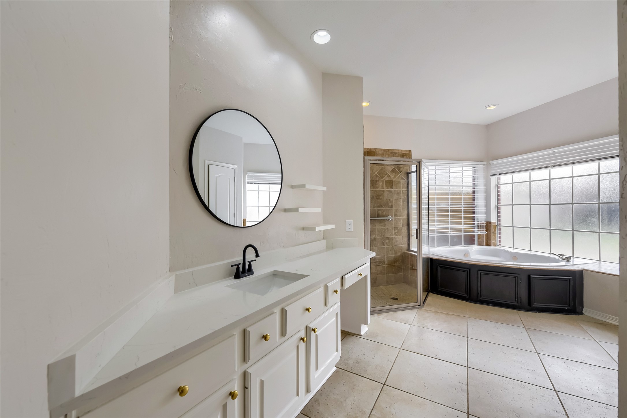 20119 Forest Drive Spring, TX 77388 - Photo 21 of 28 Bathroom
