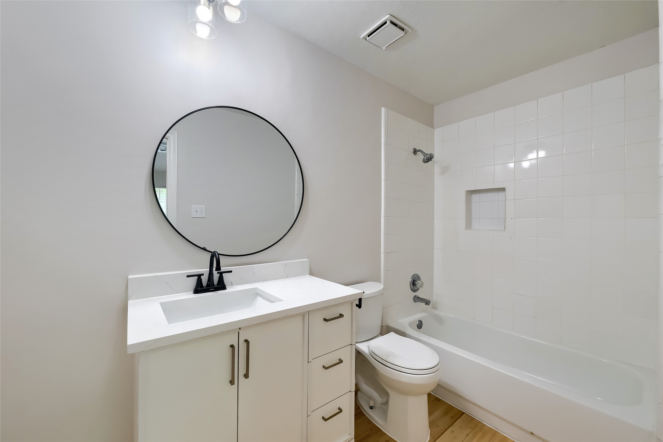20119 Forest Drive Spring, TX 77388 - Photo 23 of 28 Bathroom