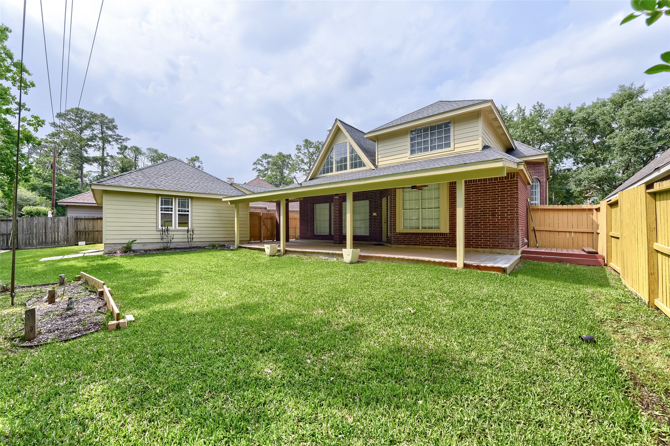 20119 Forest Drive Spring, TX 77388 - Photo 26 of 28 Exterior Rear