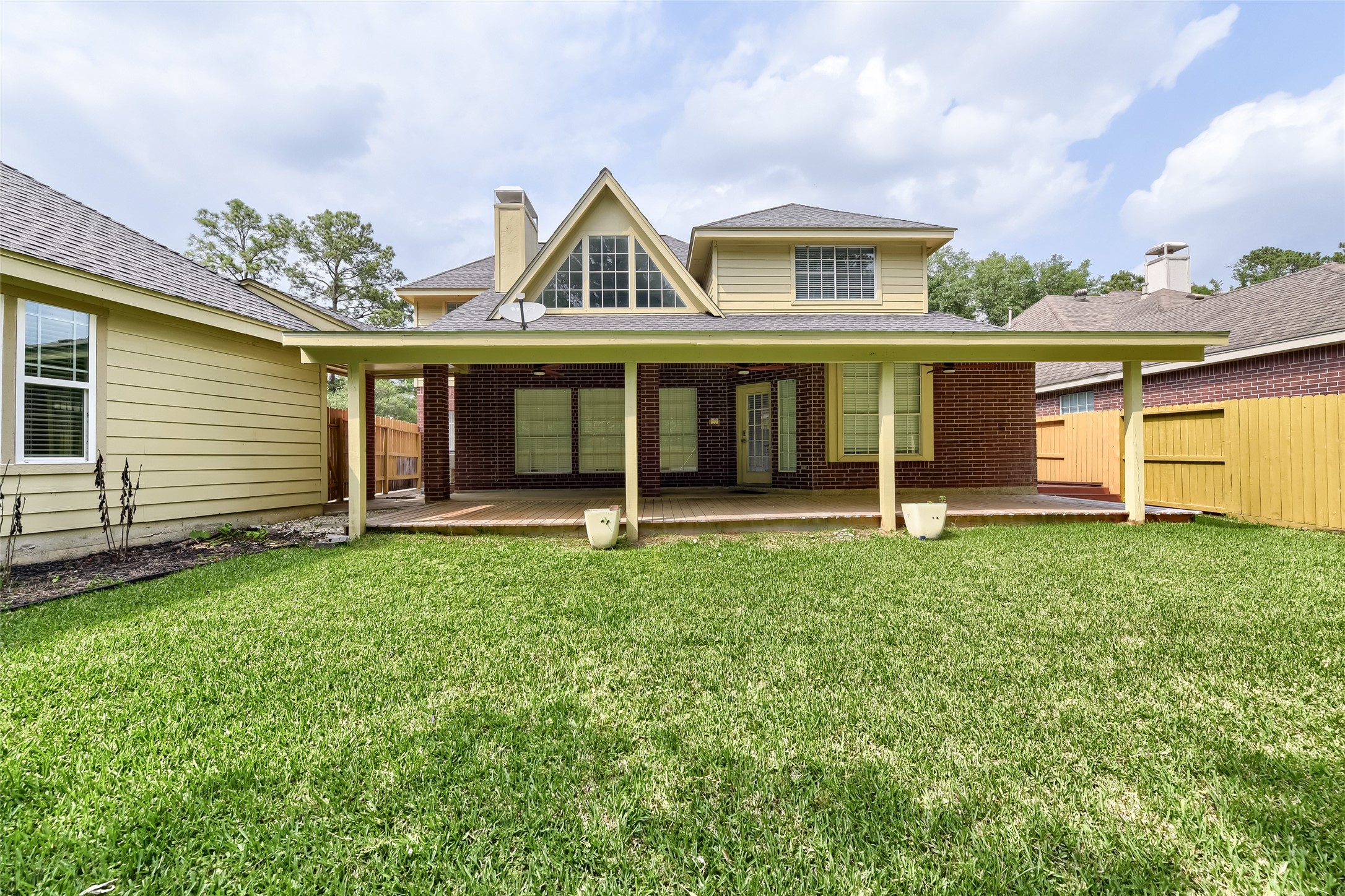 20119 Forest Drive Spring, TX 77388 - Photo 27 of 28 Exterior Rear