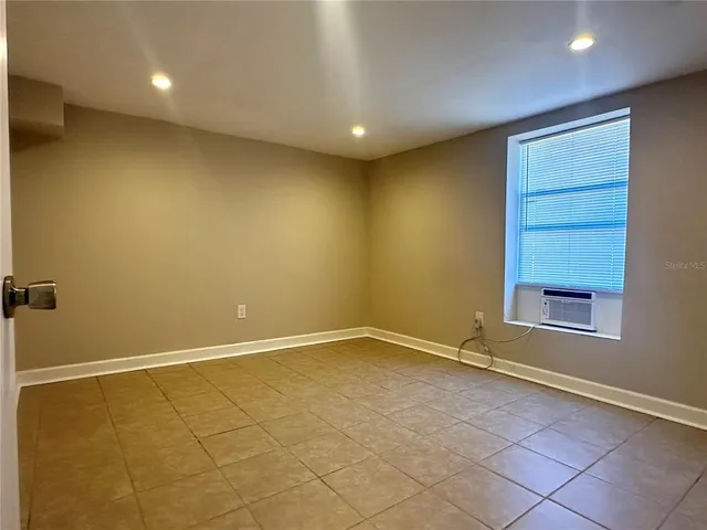 $1,400 | 3755 North Scenic Highway, Unit 12, Lake Wales, FL 33859