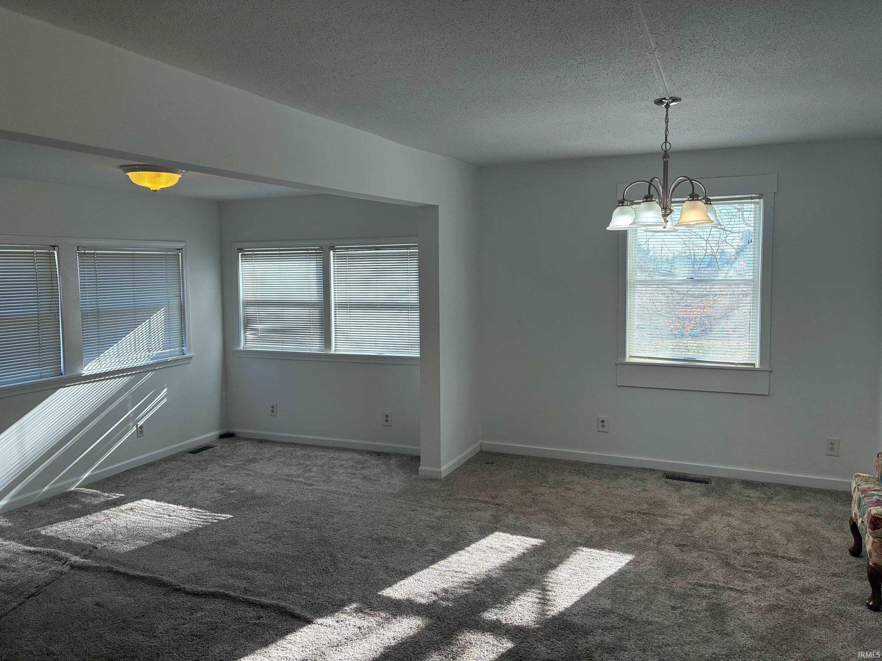 7059 Beal Road Vincennes, IN 47591 - Photo 9 of 27