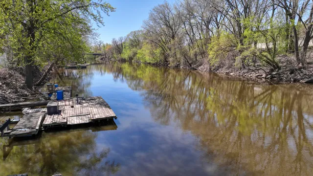 $99,500 | 1920 Fanell Drive, La Crosse, WI 54601