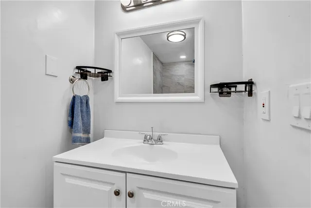 $429,900 | 415 North Santa Fe Street, Hemet, CA 92543