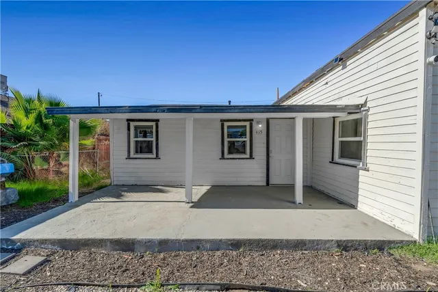 $429,900 | 415 North Santa Fe Street, Hemet, CA 92543