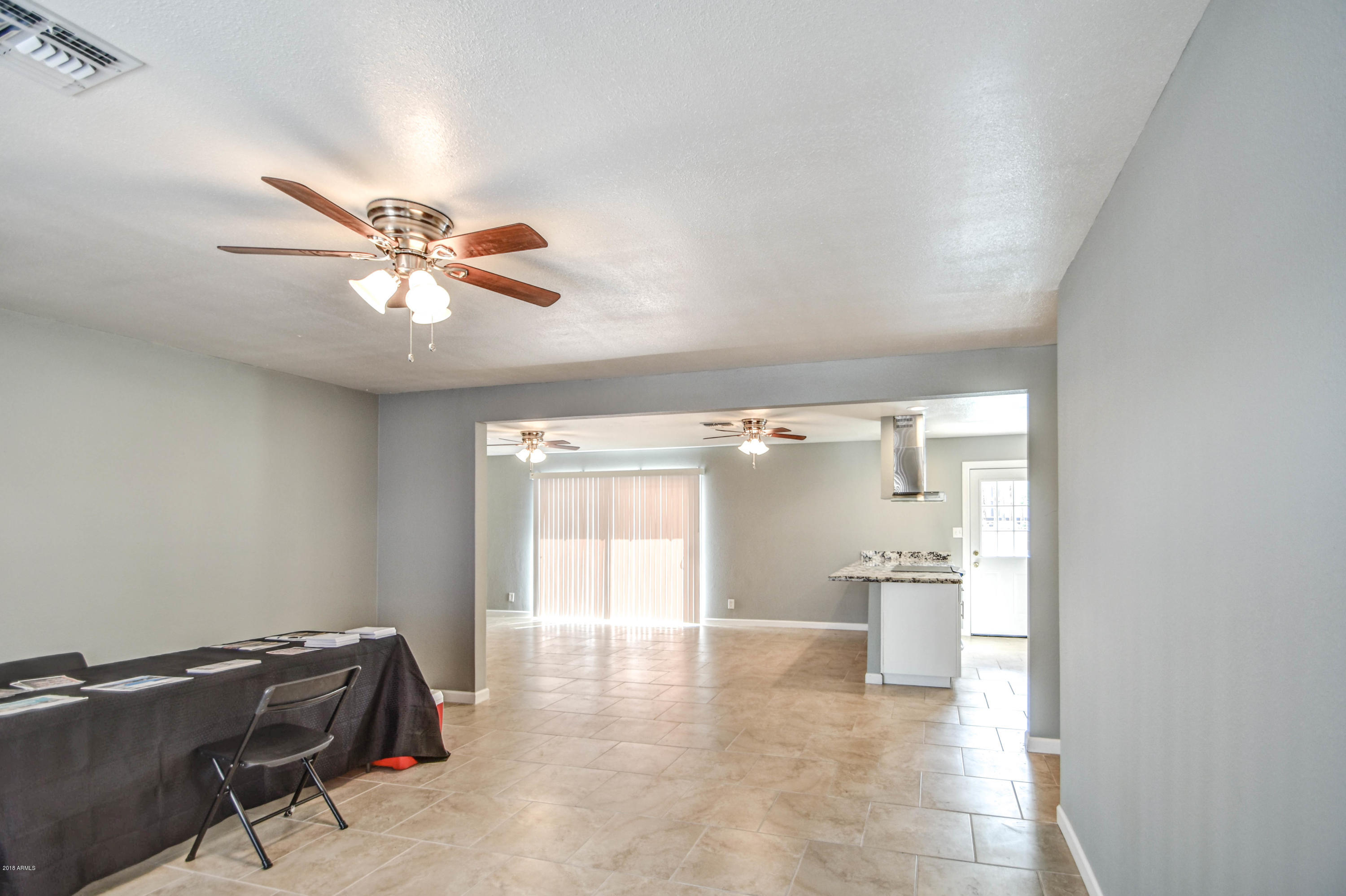 2519 West Wethersfield Road Phoenix, AZ 85029 - Photo 16 of 34 ENTRY 2