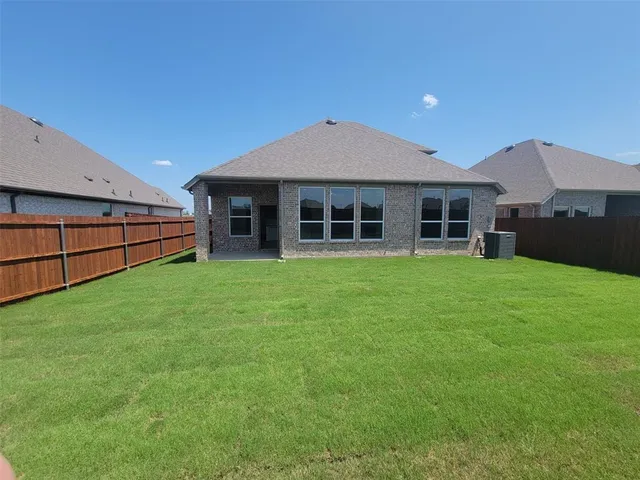 $397,930 | 3052 Rembrandt Drive, Royse City, TX 75189