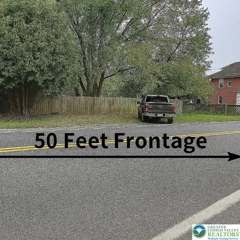 a close up of a street sign