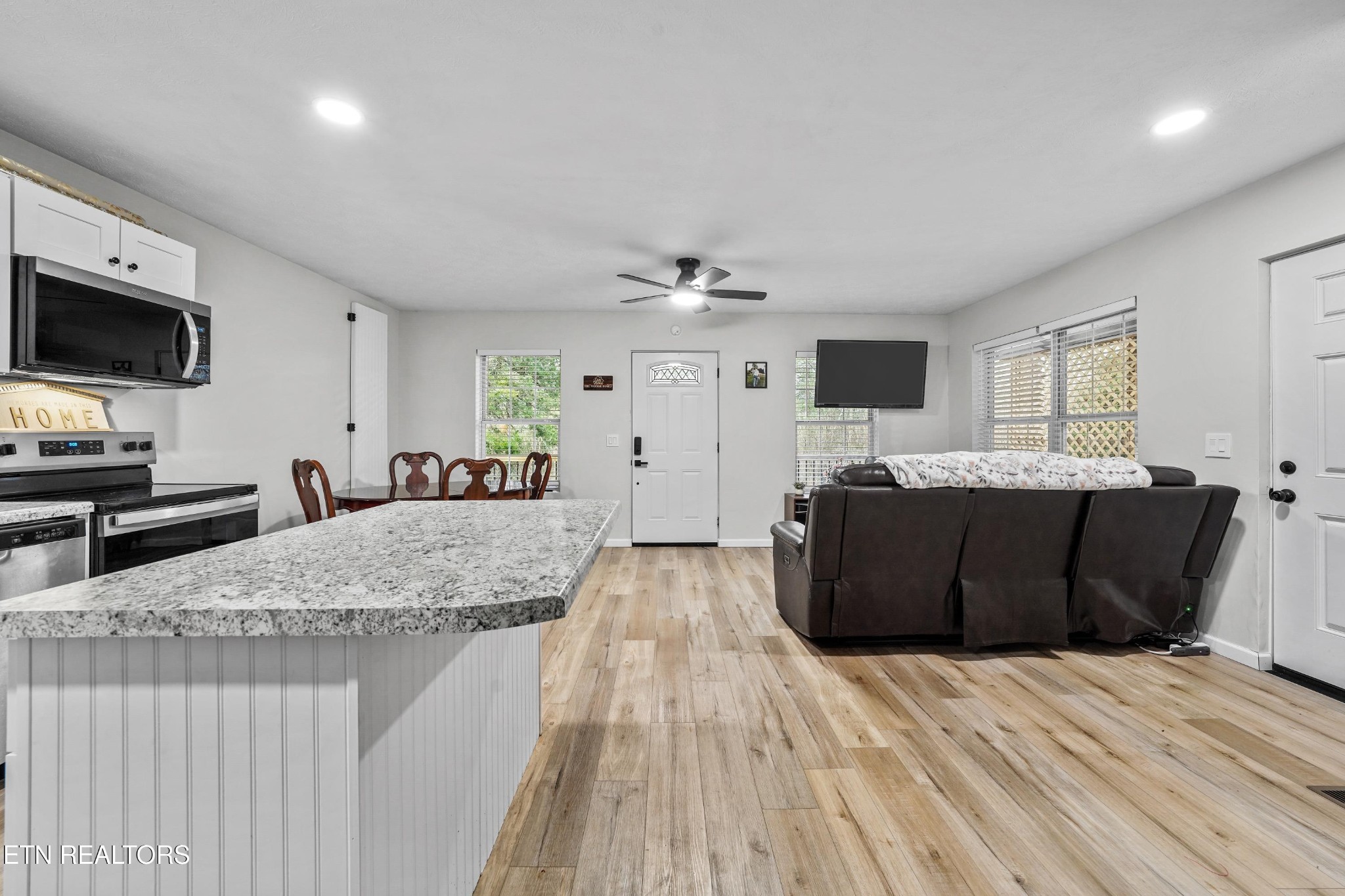 1705 Lester Road Tazewell, TN 37879 - Photo 8 of 22 Gallery Image 8