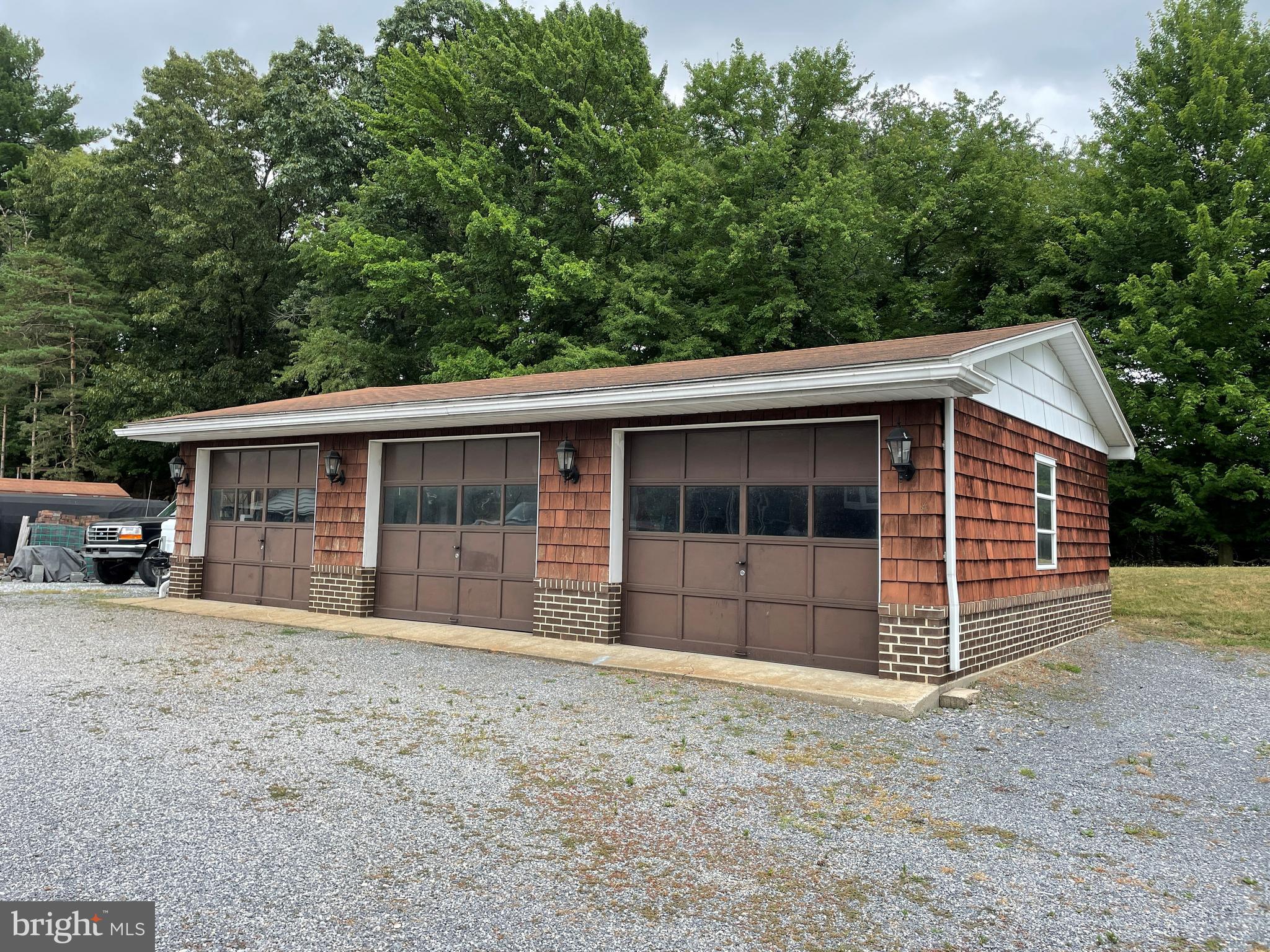 230 Strohm Road Shippensburg, PA 17257 - Photo 5 of 60 3 Car Garage