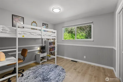 $999,990 | 17429 17th Avenue West, Lynnwood, WA 98037