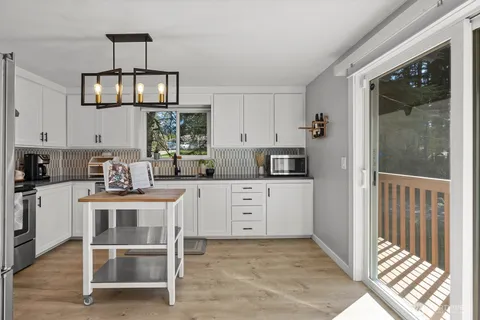 $999,990 | 17429 17th Avenue West, Lynnwood, WA 98037