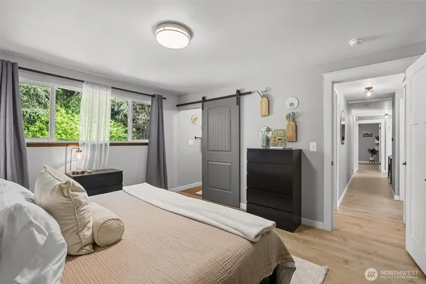 $999,990 | 17429 17th Avenue West, Lynnwood, WA 98037