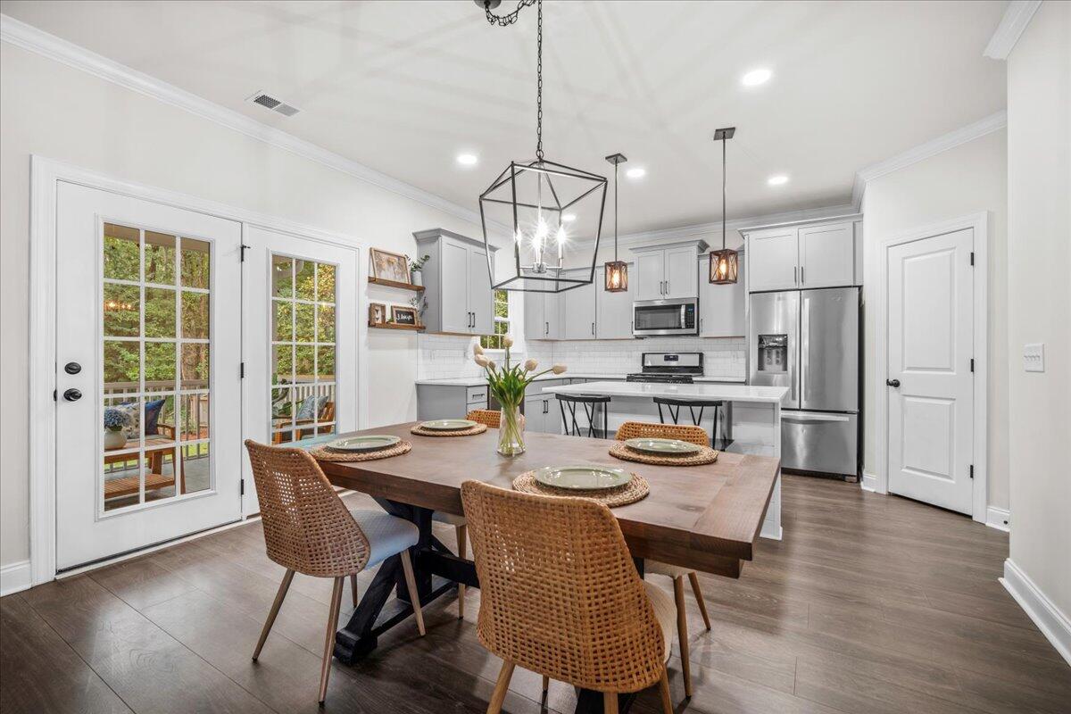 122 Boots Branch Road Summerville, SC 29485 - Photo 7 of 29 07