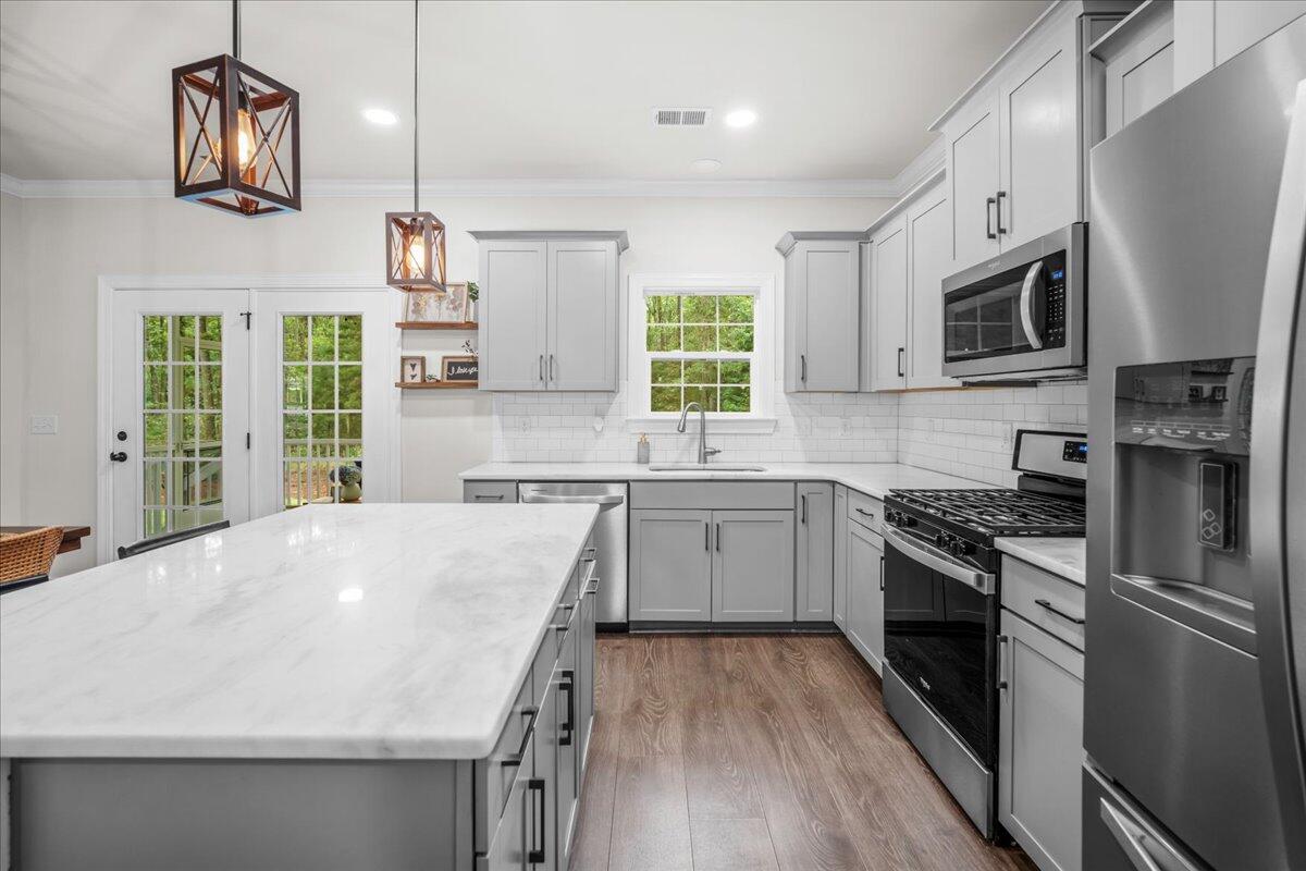 122 Boots Branch Road Summerville, SC 29485 - Photo 10 of 29 10