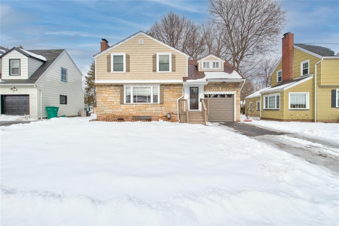 68 Simpson Road Irondequoit, NY 14617 - Photo 2 of 27