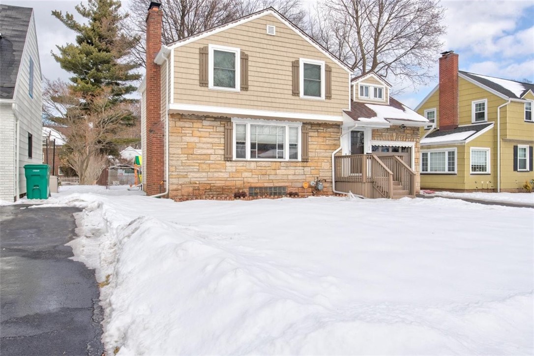 68 Simpson Road Irondequoit, NY 14617 - Photo 3 of 27