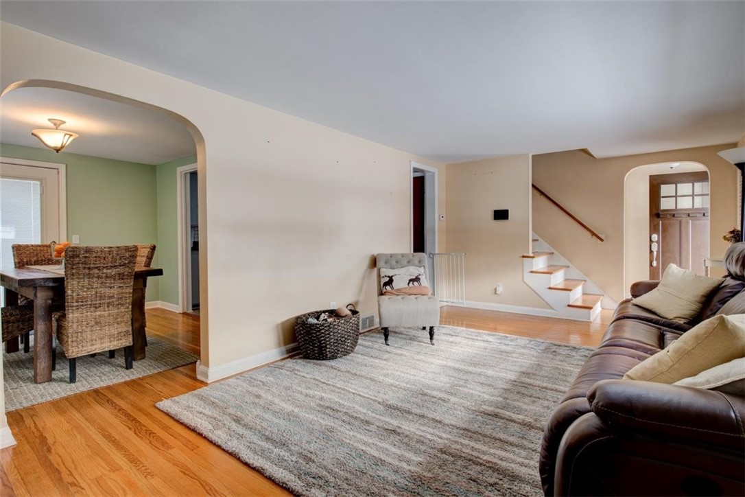 68 Simpson Road Irondequoit, NY 14617 - Photo 7 of 27