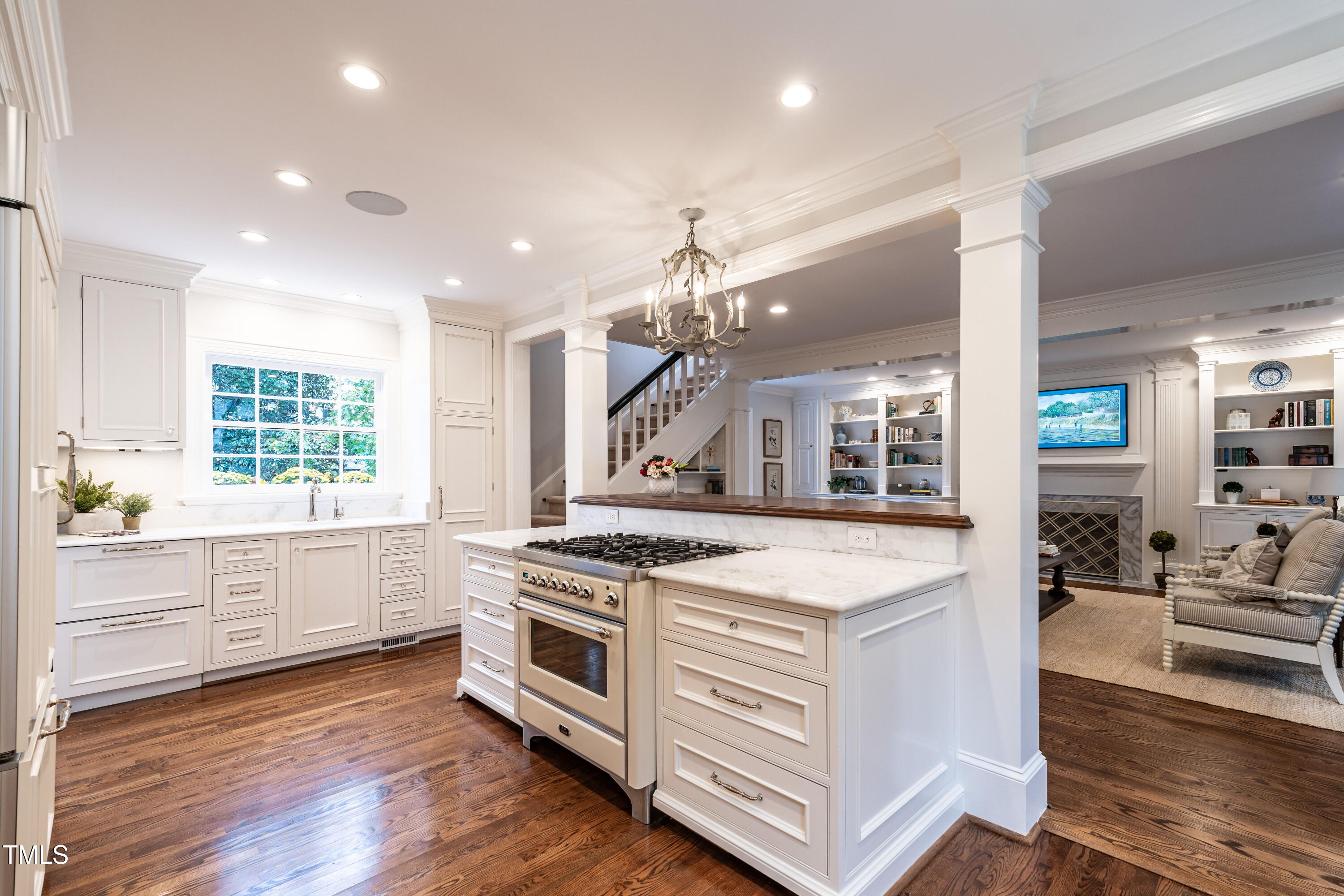 3203 White Oak Road Raleigh, NC 27609 - Photo 24 of 58 Kitchen