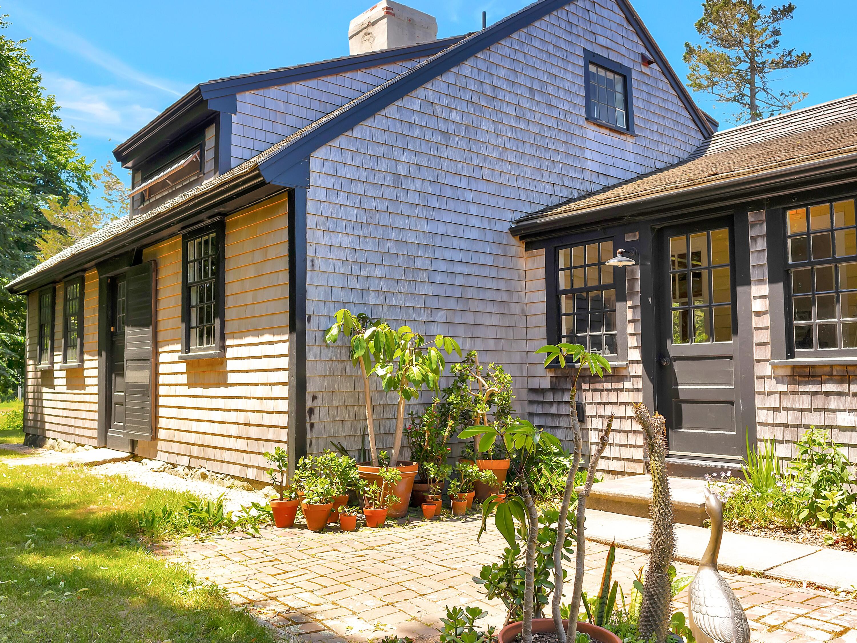 22 Quaker Road East Sandwich, MA 02537 - Photo 1 of 48 22 Quaker