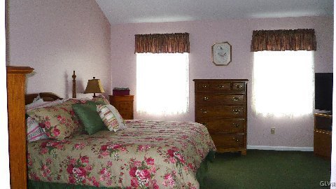 1441 Spring Valley Road Bethlehem, PA 18015 - Photo 28 of 32 Gallery Image 28