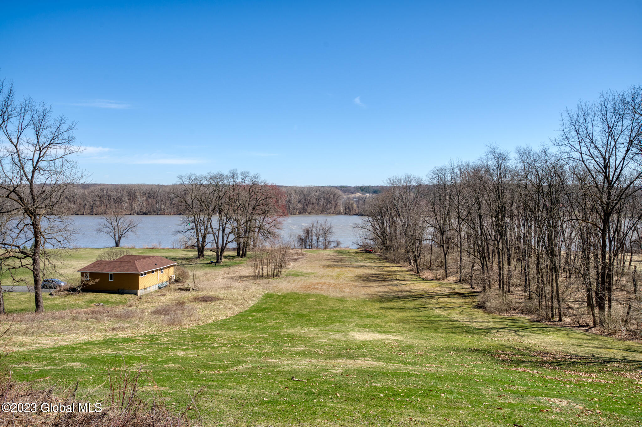 115 Mosher Road Bethlehem, NY 12077 - Photo 8 of 46 CA89DACA-5404-4BA6-B513-C3FA9331C9B9