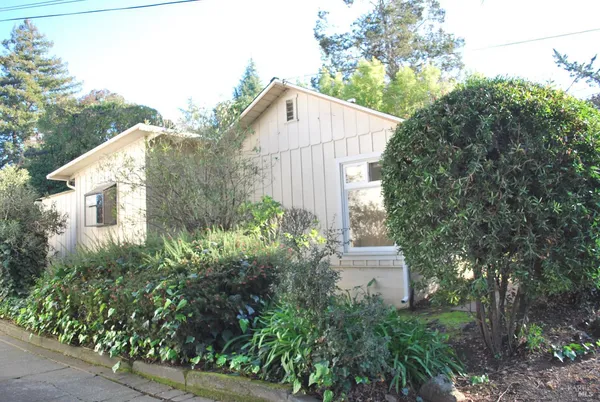 $599,000 | 1309 D Street Extension, Petaluma, CA 94952