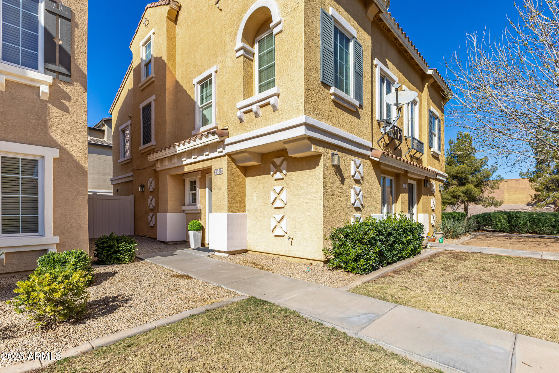 4330 East Jasper Drive Gilbert, AZ 85296 - Photo 1 of 27 01 - Jasper