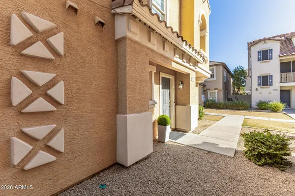 $370,000 | 4330 East Jasper Drive, Gilbert, AZ 85296