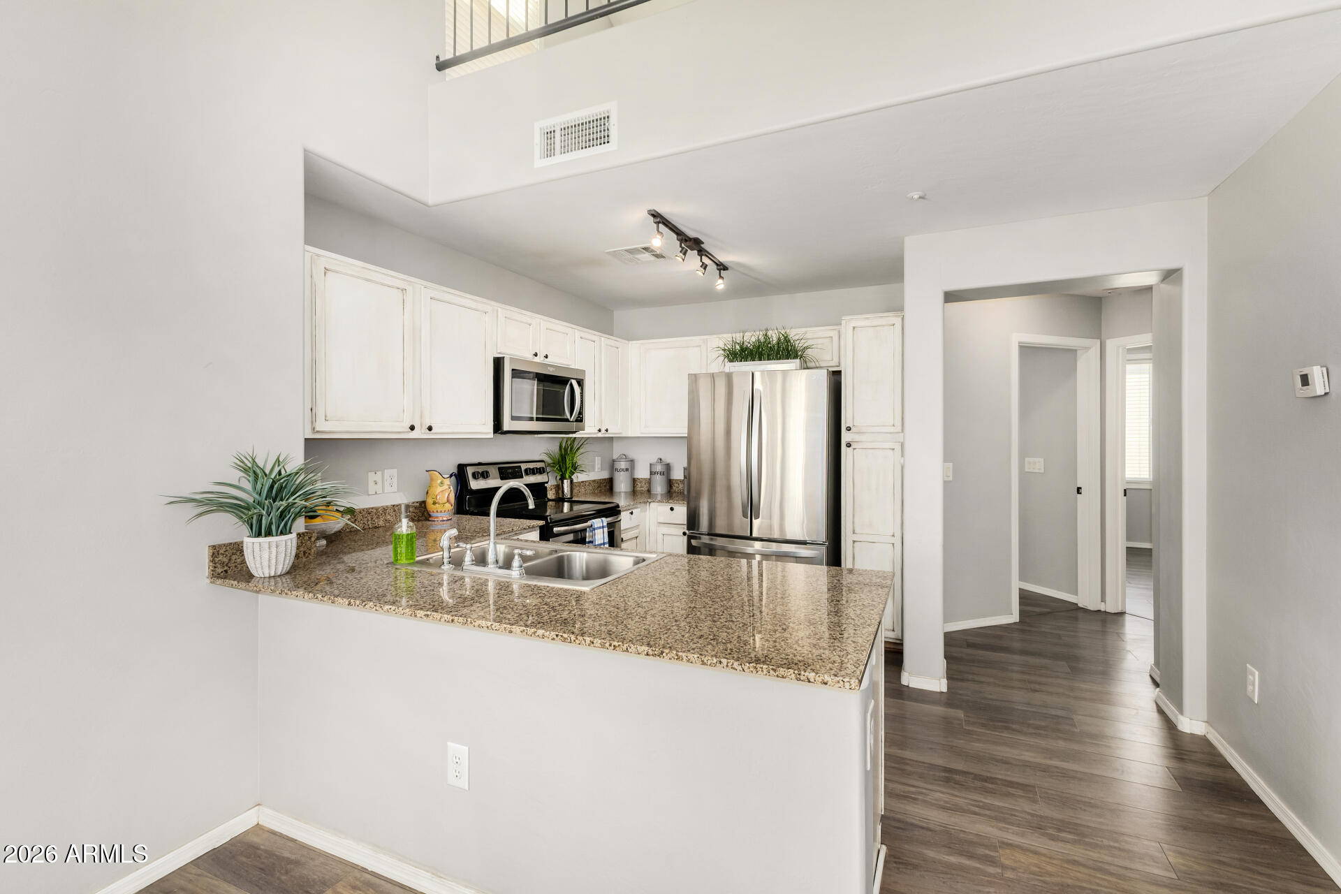 4330 East Jasper Drive Gilbert, AZ 85296 - Photo 9 of 27 09 - Jasper