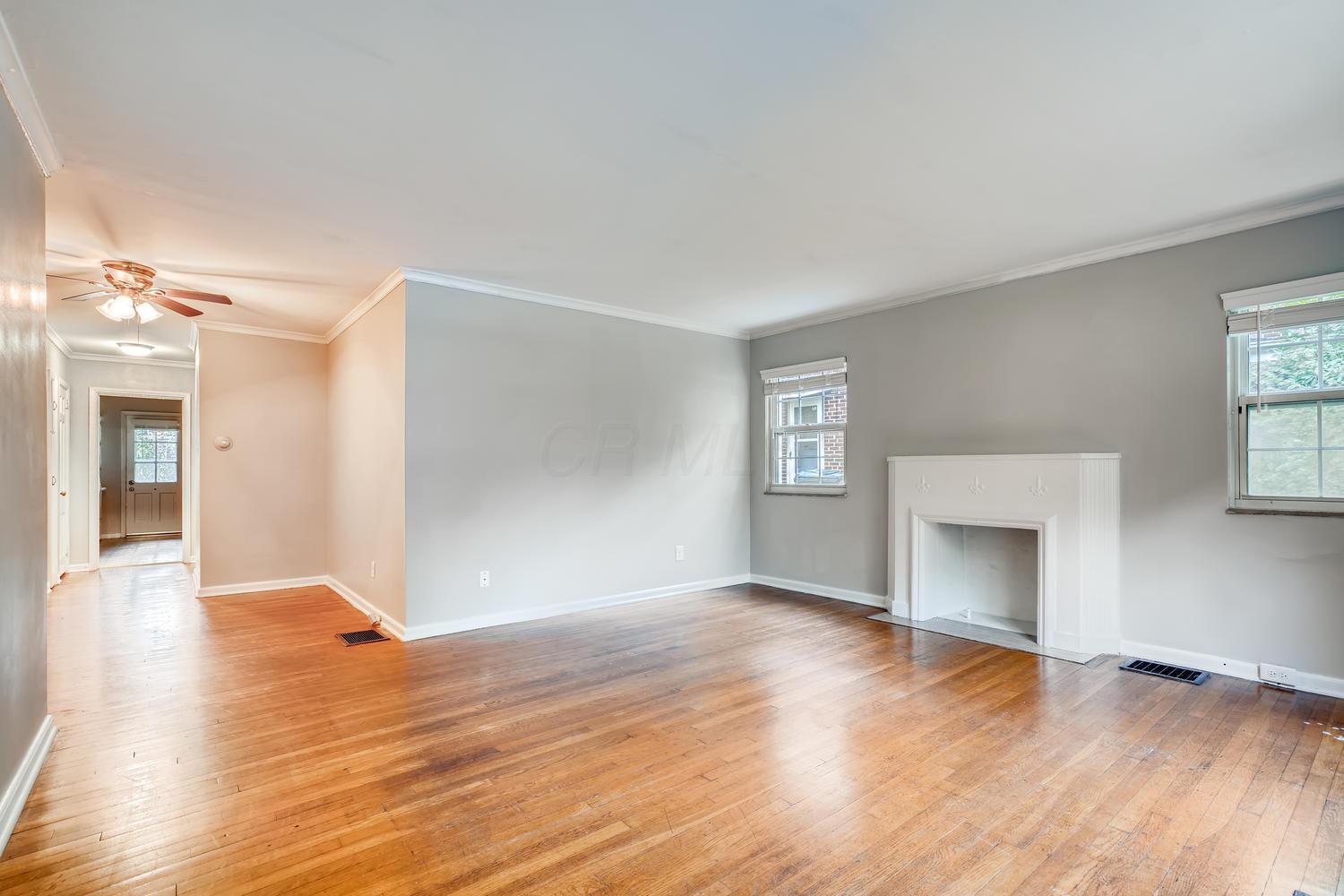 1143 South Cassingham Road Columbus, OH 43209 - Photo 3 of 16 Gallery Image 3