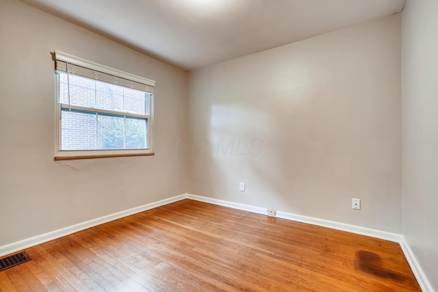 1143 South Cassingham Road Columbus, OH 43209 - Photo 9 of 16 Gallery Image 9