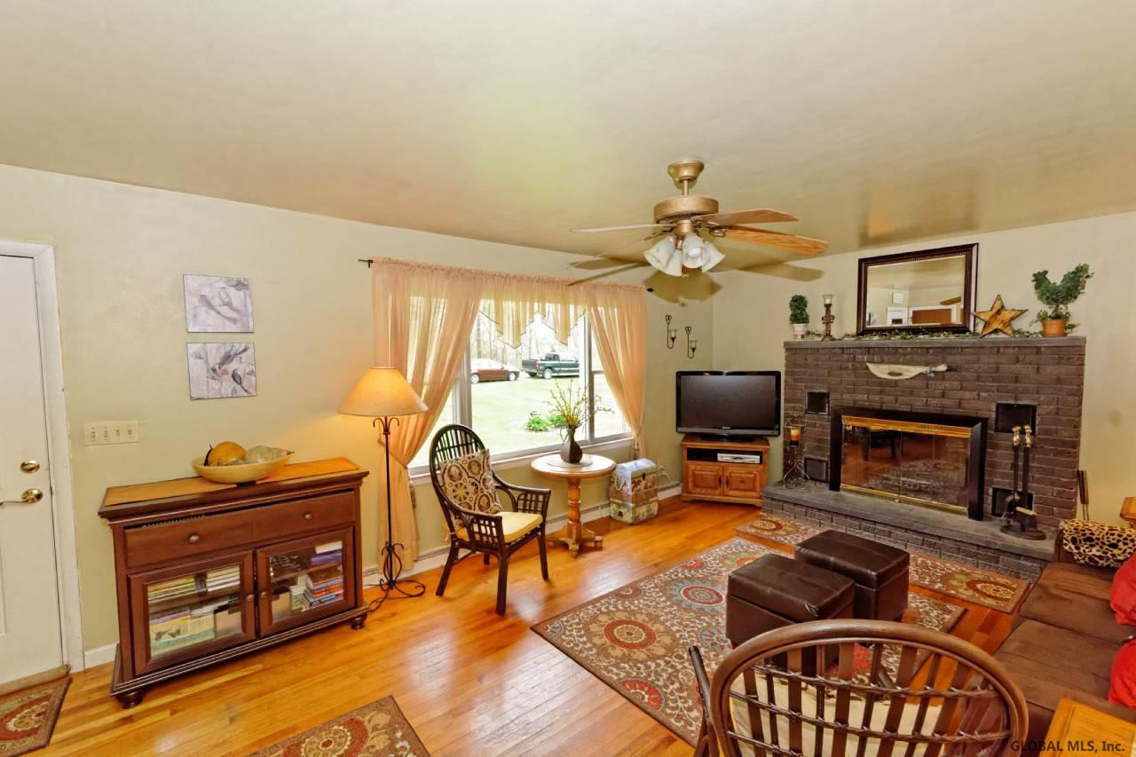 94 Longmeadow Road Johnsonville, NY 12094 - Photo 4 of 25 Photo 4
