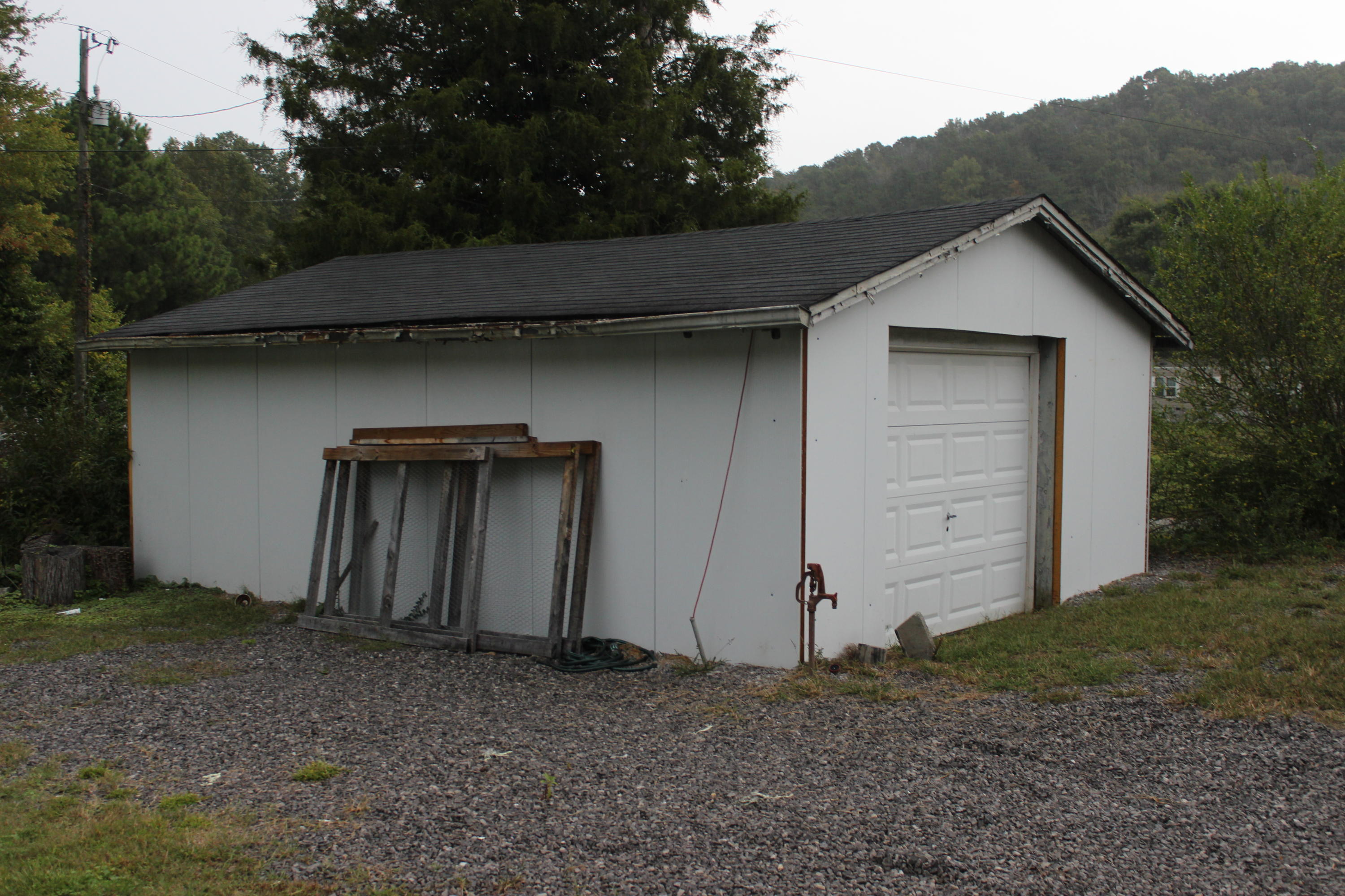 103 Roddy Lane Rocky Top, TN 37769 - Photo 13 of 17 IMG_9304