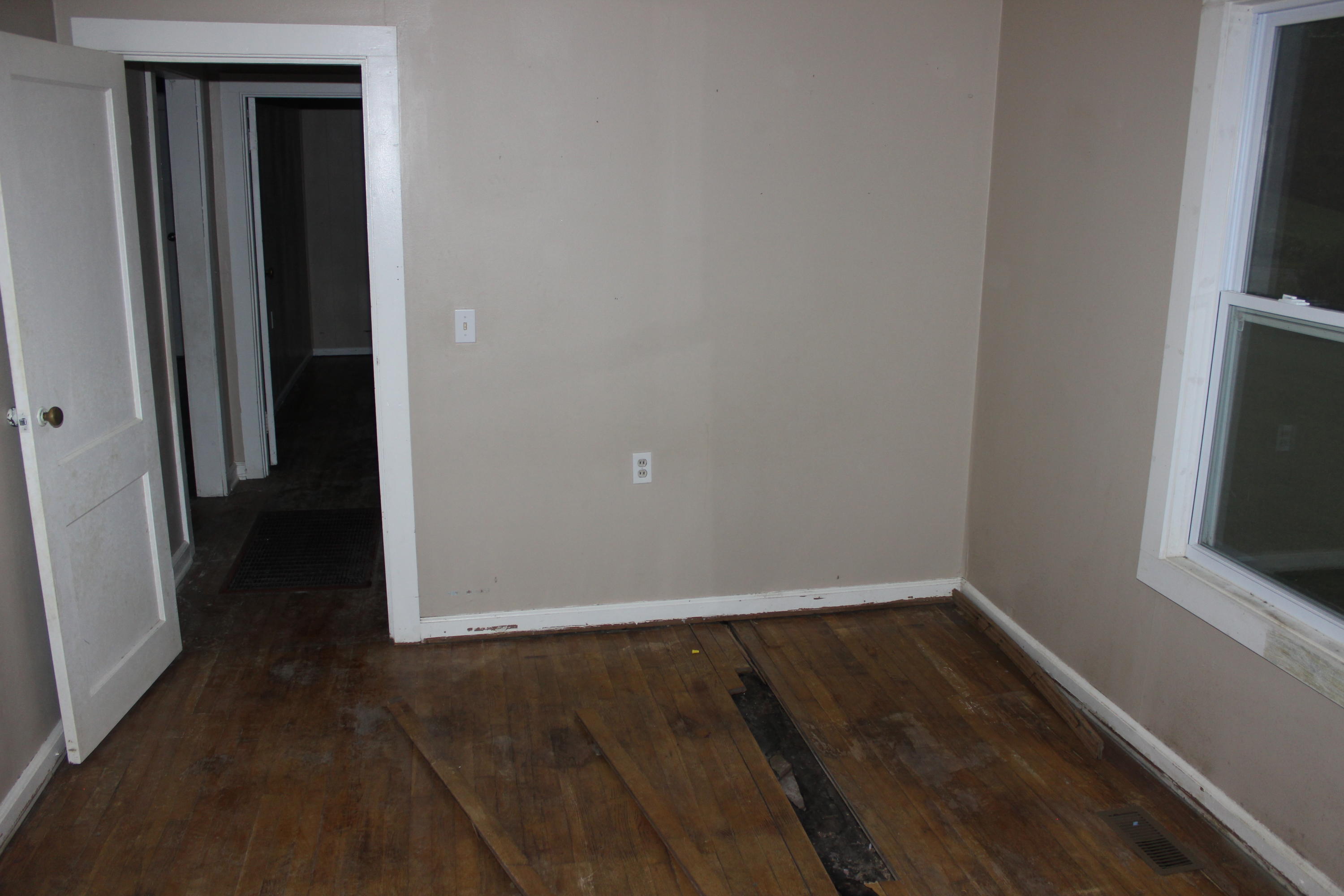 103 Roddy Lane Rocky Top, TN 37769 - Photo 6 of 17 IMG_9311