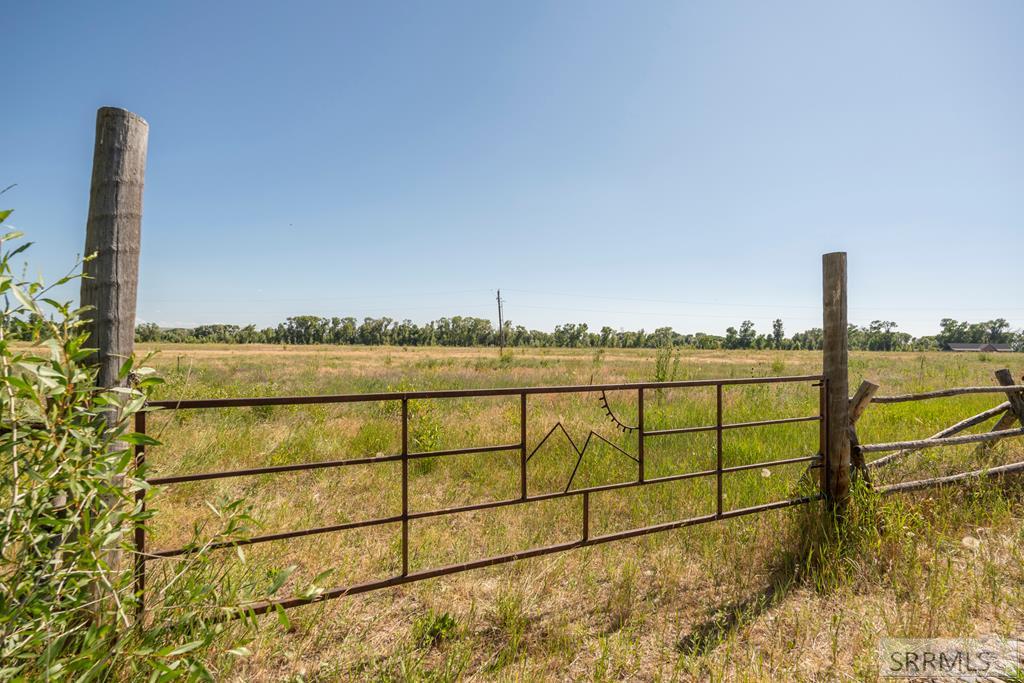 65 North 5050 East Rigby, ID 83442 - Photo 19 of 43
