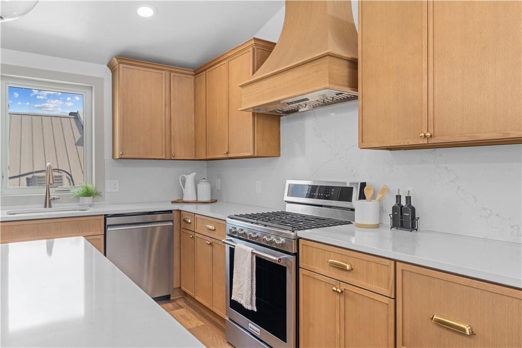 183 South 16th Street Pittsburgh, PA 15203 - Photo 9 of 42