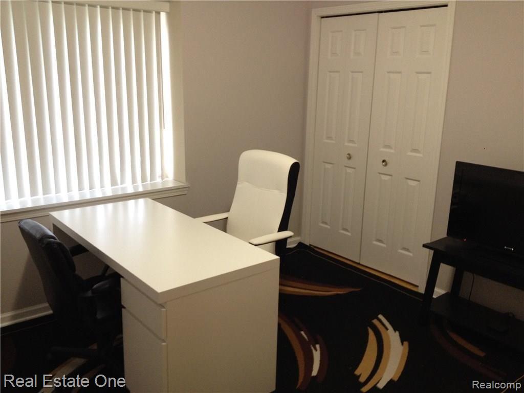 4937 Crooks Road Royal Oak, MI 48073 - Photo 12 of 15