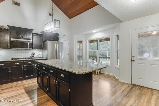 $375,000 | 249 Beesley Road, Lucedale, MS 39452