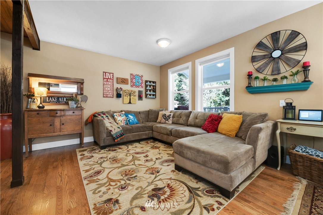 7430 Lake Alice Road Southeast Fall City, WA 98024 - Photo 11 of 35 Gallery Image 11