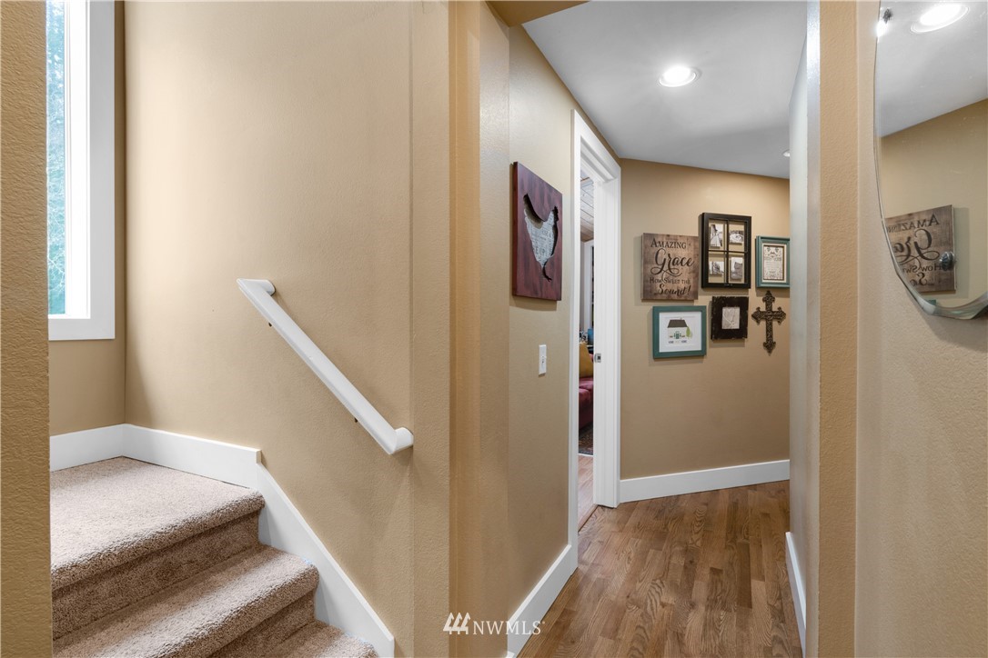 7430 Lake Alice Road Southeast Fall City, WA 98024 - Photo 24 of 35 Gallery Image 24