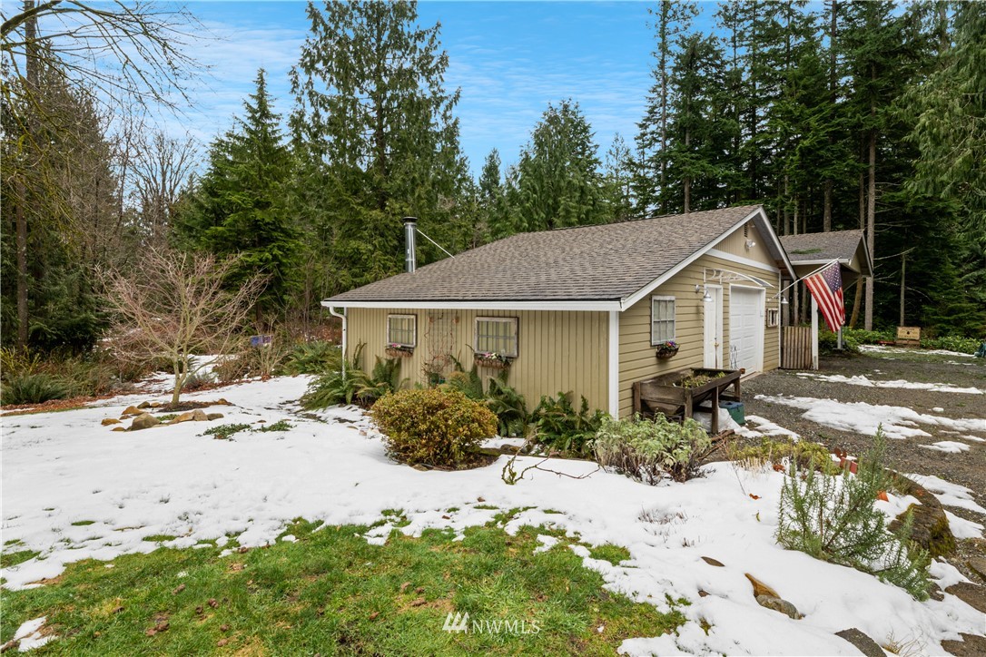 7430 Lake Alice Road Southeast Fall City, WA 98024 - Photo 4 of 35 Gallery Image 4