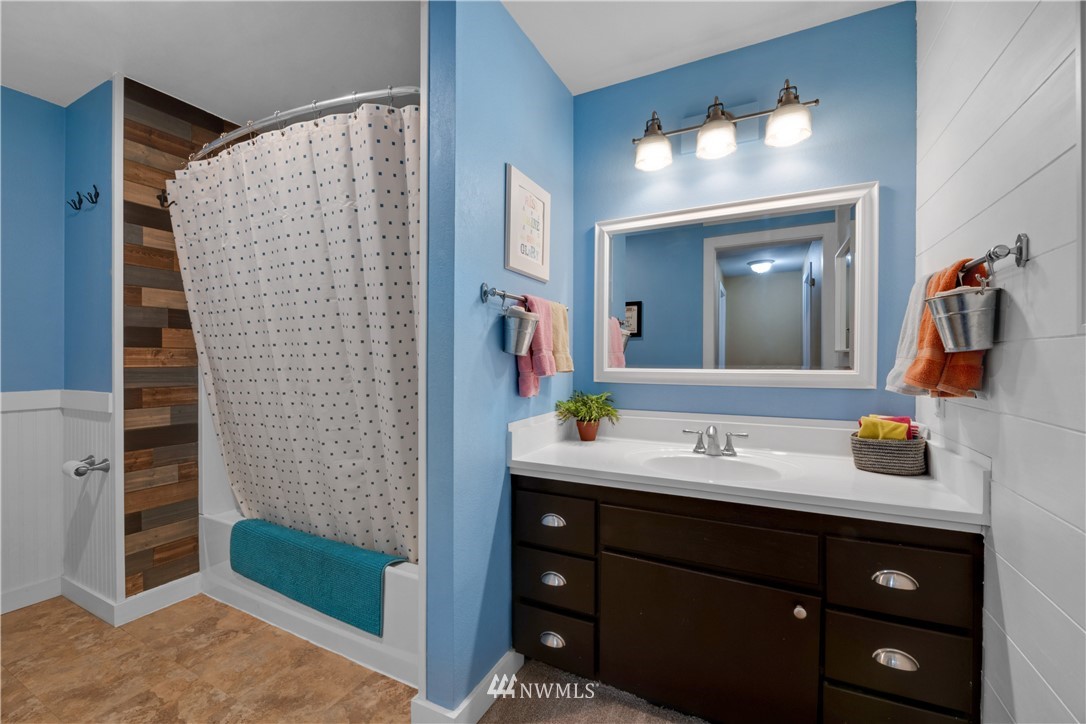 7430 Lake Alice Road Southeast Fall City, WA 98024 - Photo 32 of 35 Gallery Image 32
