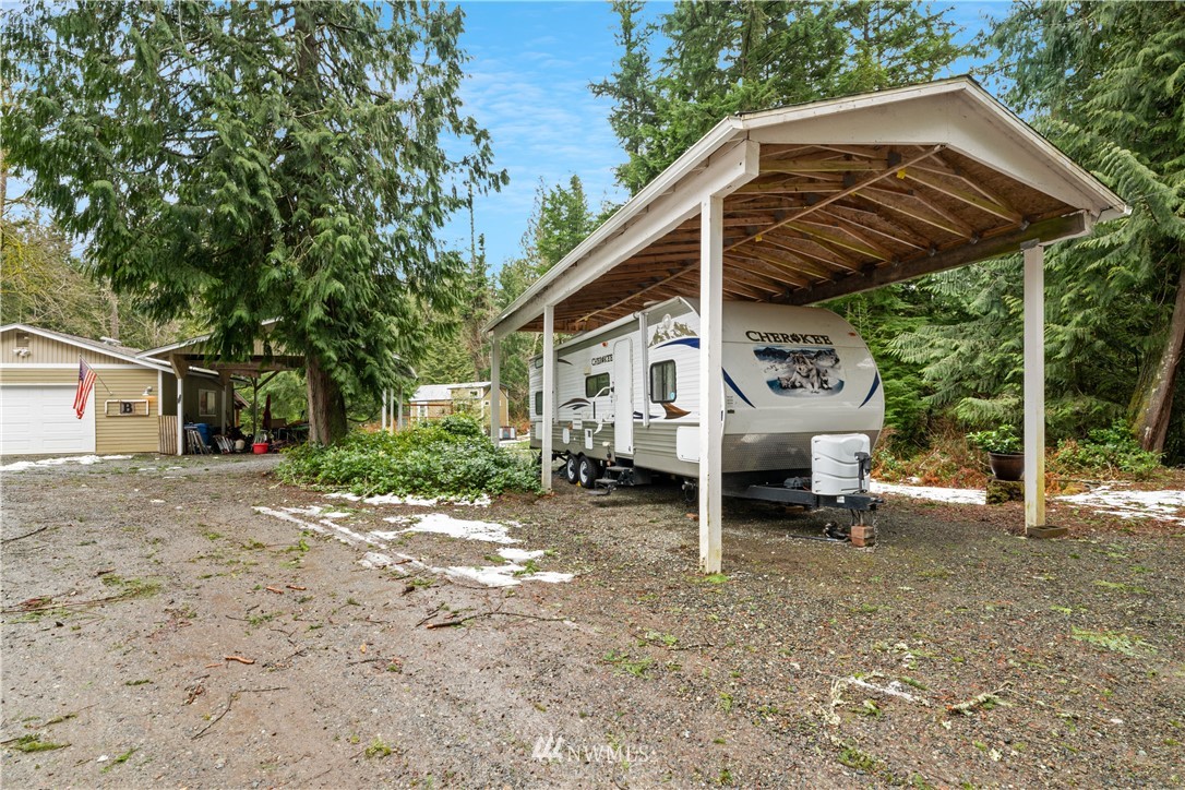 7430 Lake Alice Road Southeast Fall City, WA 98024 - Photo 5 of 35 Gallery Image 5