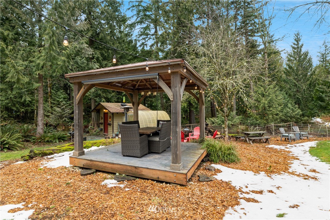 7430 Lake Alice Road Southeast Fall City, WA 98024 - Photo 6 of 35 Gallery Image 6