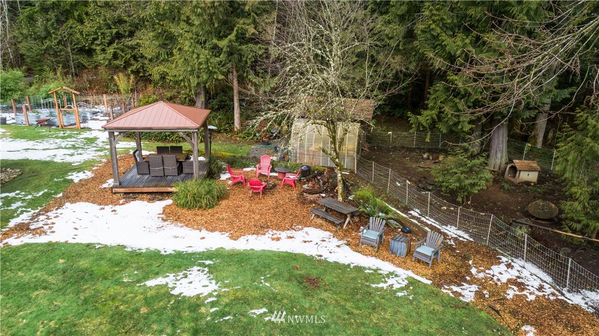 7430 Lake Alice Road Southeast Fall City, WA 98024 - Photo 7 of 35 Gallery Image 7